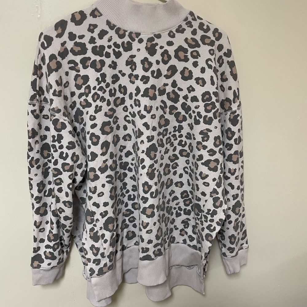 American Eagle Leopard Sweatshirt